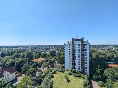 on top of Refrath - Penthouse-Wohnung mit außergewöhnlichem Weitblick