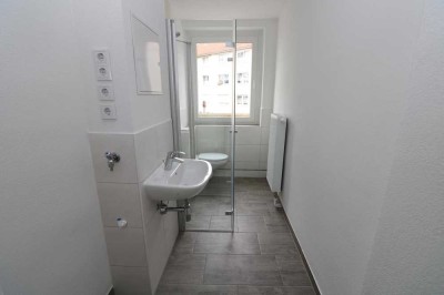 Die heißen Tage können kommen...3-RW mit bodengleicher Dusche & Balkon!