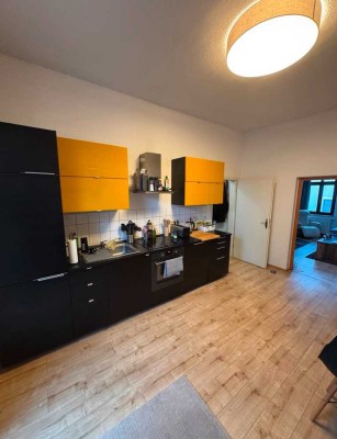 2,5 Zimmer 70qm2 Altbau mit Einbauküche