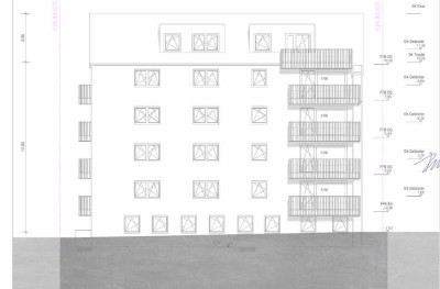 Kernsaniertes 11-Familienhaus mit umfangreichen Fördermöglichkeiten (KfW55)