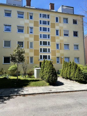 3-Zimmer Wohnung Möbliert mit Balkon und Garten in München-Untermenzing