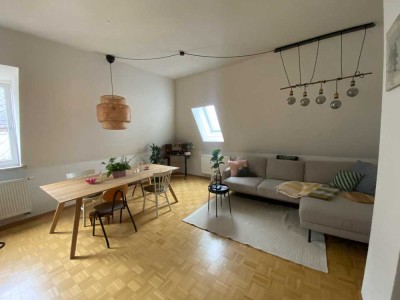 Geräumige 4-Zimmer-Wohnung mit gehobener Innenausstattung in Augsburg