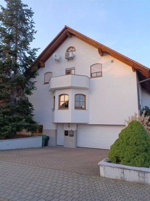 Exklusives Wohngefühl – Moderne ETW + Einliegerwohnung  nähe Kehl-Goldscheuer