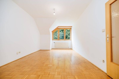 CHARMANTE WOHNUNG I GUTER SCHNITT I HELL I AB SOFORT VERFÜGBAR I PROJEKT WOHNEN I
