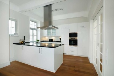 Stilvoll wohnen im sanierten Altbau – Wohnungspaket mit 5,5 Zimmern und zwei Balkonen