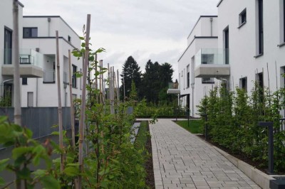 Exklusive, neuwertige 2-Raum-Wohnung mit gehobener Innenausstattung mit EBK in Bad Camberg