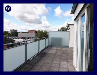 PENTHOUSE-FEELING in Rahlstedt: Panoramafenster & Dachterrasse, moderne Ausstattung, EBK + Aufzug