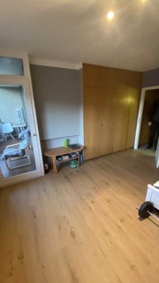 5-Zimmer-Wohnung mit Einbauküche in Leinfelden-Echterdingen