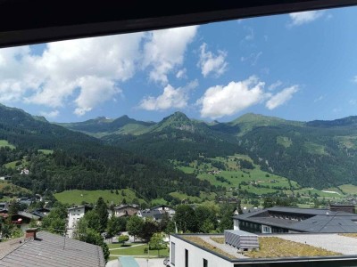 Bad Hofgastein: Maisonettewohnung mit drei Balkonen und Weitblick!