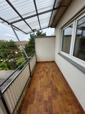 Familienfreundliche 3-Zimmerwohnung mit Balkon in Neckarau