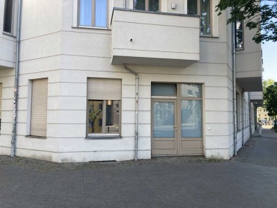 Tolle 4-Zimmer-Wohnung in modernisiertem Altbau gegenüber der Spree