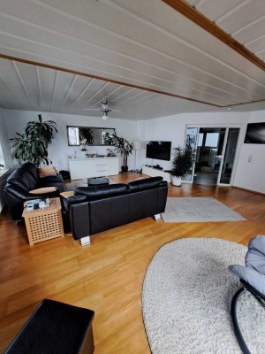 Luxuriöse 3,5 Zimmer Wohnung - Wenn es ein wenig mehr sein darf! Incl. Sauna und Einzelgarage