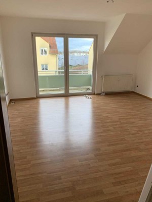 Leipzig-Althen: 4 RW, Maisonette, Küche, Balkon, TG, ruhige Lage, DG