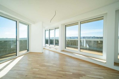 Modern geschnittene 2,5-ZI-Whg mit umlaufendem Balkon und Einbauküche
