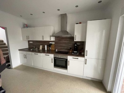 schöne Wohnung über 2 Etagen mit toller Dachterrasse
