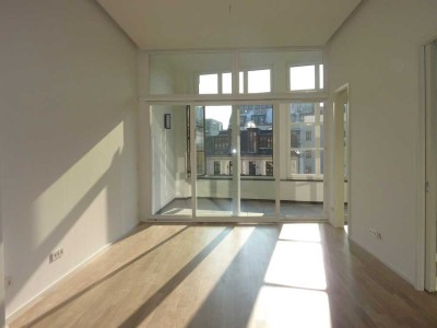 Exklusive 2-Raumwohnung mit 13 m² Loggia direkt an der Weißen Elster!