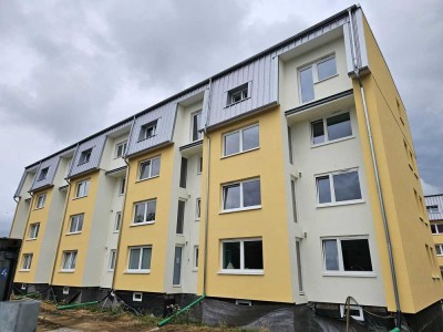 modernisierte und energetisch sanierte Dachgeschosswohnung mit Balkon