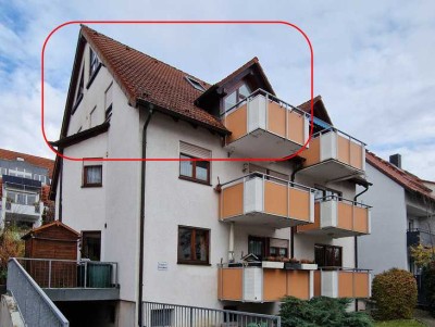 Wohnen am Favoritepark: Helle, klimatisierte 3-Zimmer-Maisonette mit Südbalkon in LB-Hoheneck