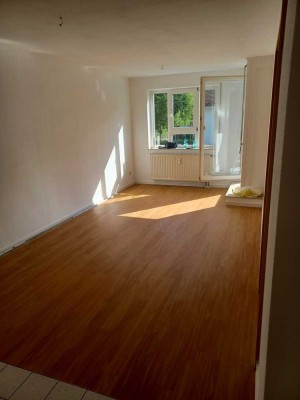 500 € - 42 m² - 2.0 Zi.
