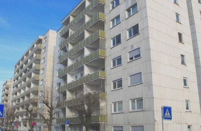 Leerstehende Wohnung in Hattersheim mit Potenzial – investieren, einziehen oder vermieten!