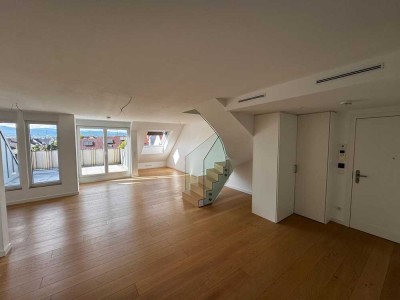 Maisonette-Wohnung mit Top Ausstattung, Skylineblick und sofort beziehbar