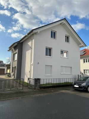 Freundliche und sanierte 3-Zimmer-Erdgeschosswohnung mit EBK in Graben-Neudorf