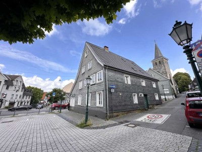 Option Einfamilienhaus - NEU KERNSANIERT! Denkmalgeschütztes & historisches Stadthaus!