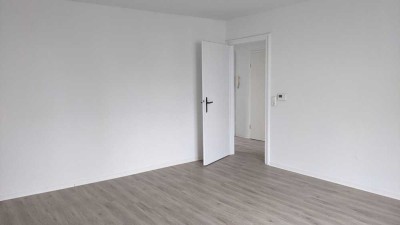 Erstbezug nach Sanierung!! Gemütliche 2.-Zi.-Wohnung zentrumsnah in QLB!!