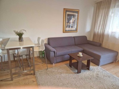 Schöne 2-Zimmer-Wohnung mit TG-Stellplatz und Balkon in Esslingen