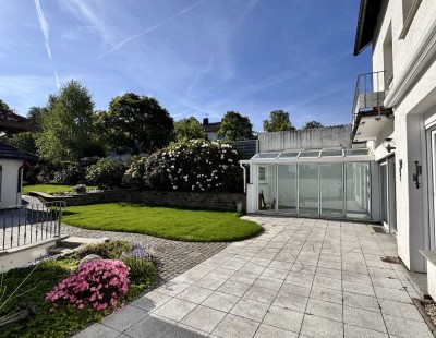Wohnen  und  Wohlfühlen-stilvoll modernisierte Gartenwohnung mit Wintergarten in ruhiger,zent