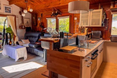 Ruhiges Ferienhaus mit Kamin, Garten & Komfort – der perfekte Rückzugsort für Ihre Erholung