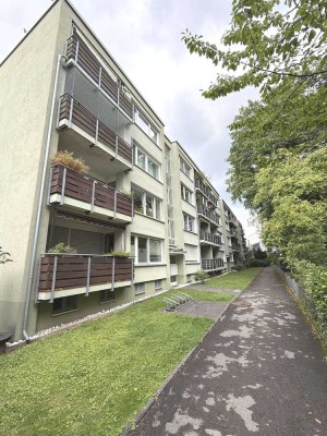 Attraktive 4 Zimmerwohnung mit Balkon in gefragter Lage von Frankenforst!