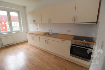Sofort Einziehen - niedliche 2 Raum Wohnung mit Einbauküche und Dusche sucht neuen Mieter
