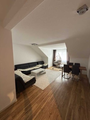 ! 3 Zimmer Dachgeschosswohnung  ! Perfekt für Paare oder Singles.