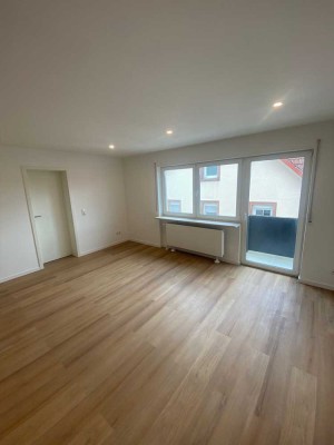 Saniertes 1 Zimmer Apartment mit Stellplatz
