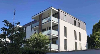 Moderne 4-Zimmer-Wohnung mit großem Balkon, Kellerabteil und Tiefgaragenstellplatz