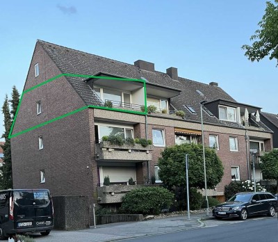 3-Zimmer-DG-Wohnung mit Balkon in Düsseldorf