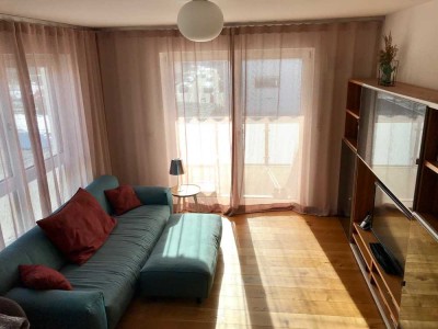 Exklusive 3-Zimmer-Wohnung mit Südbalkon und Einbauküche in Deggendorf