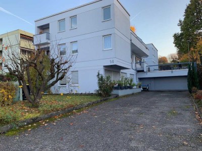 Attraktive 2,5-Zimmer-Wohnung in Freiberg am Neckar