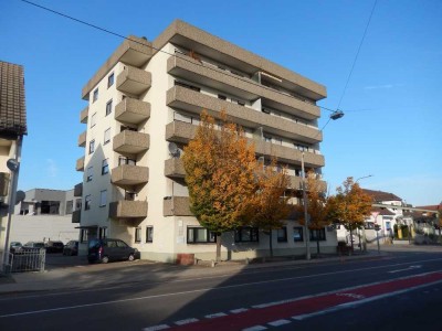 3 Zimmer Wohnung in verkehrsgünstiger Lage