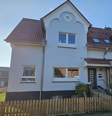 5-Zimmer-Doppelhaushälfte mit EBK und Garten in Nienburg (Weser)