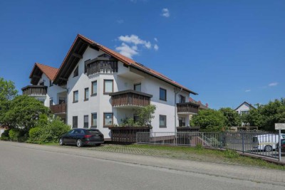 Zentral. Charmant. Zuhause. – 2-Zimmerwohnung mit Balkon & Stellplatz