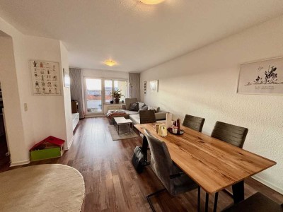 Maisonettewohnung mit Küche,
gemütlicher Dachterrasse und TG-Stellplatz in Mz-Kastel