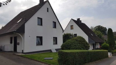 Schönes Einfamilienhaus mit großem Garten in Leverkusen Bergisch Neukirchen