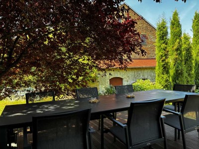 Luxuriöses 7-Zimmer-Einfamilienhaus mit Whirlpool, Sauna und Photovoltaik in einmaliger Lage