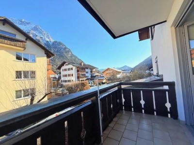Mittenwald - zentral - ruhig - Ideale 2-Zi.-ETW mit sonnigem Balkon und Bergblick
