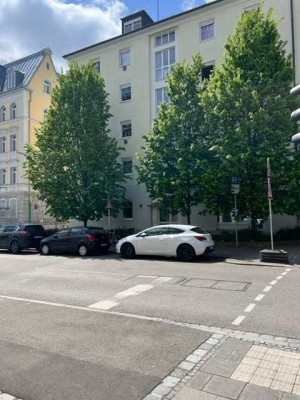 Exklusive 2- Zimmer-Wohnung mit gehobener Innenausstattung in Augsburg