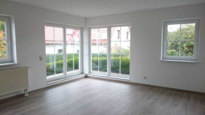 2-Zimmer-Erdgeschosswohnung mit Balkon und PKW-Stellplatz