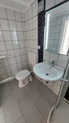 2 Zimmer Küche Bad