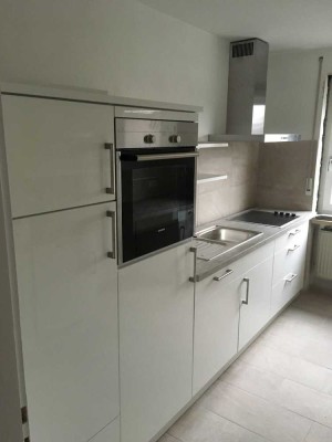 HOCHWERTIG RENOVIERT! VON PRIVAT! 3 Zimmer Wohnung in Augsburg, Göggingen